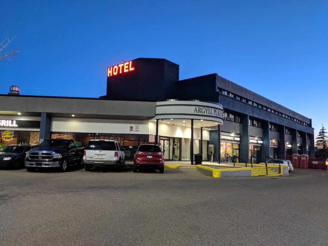 Argyll Plaza Hotel Edmonton Exteriör bild